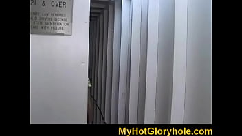 Gloryhole sex