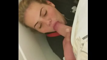 Girl Sucking video