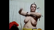 مص لسان اختي sex