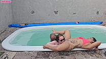 En Piscina sex