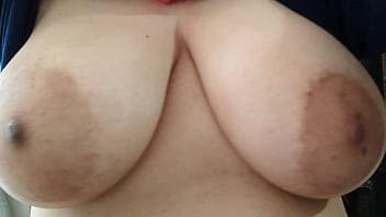 Boobs Out sex