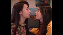 Kissing Lesbians sex
