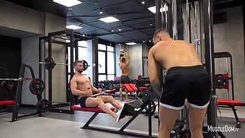 Gay Muscle sex