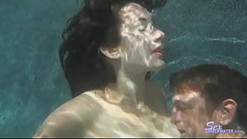 Underwater Orgasm sex