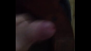 мастурбирует sex