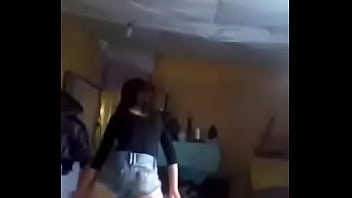 Dancing Shaking Ass sex