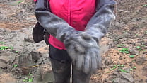 Wearing Gloves sex