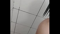 Mostrando A Bundinha No Banho sex