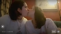 Lesbian Kiss sex