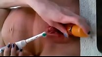 Toothbrush Pussy sex