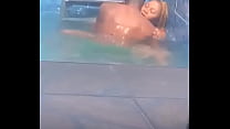 Sexo En La Piscina sex