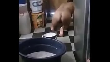 Naked Cleaning sex