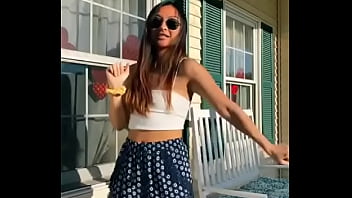 Teen Dancing video
