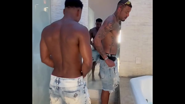 Gay Interracial sex