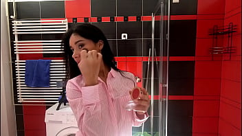 Beauty Brunette Girl sex