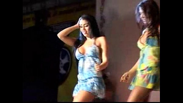 露出 sex