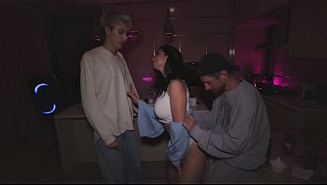 бикини sex