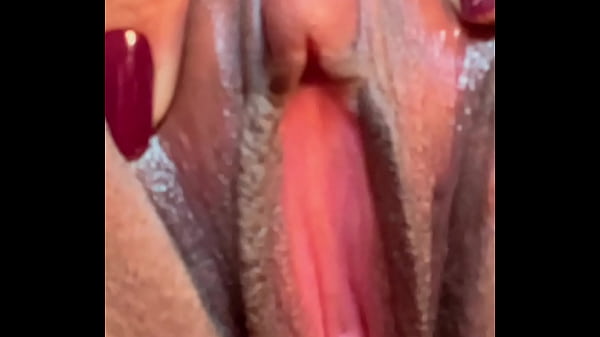 она любит сдавливать мне яйца sex