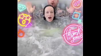 Jacuzzi sex