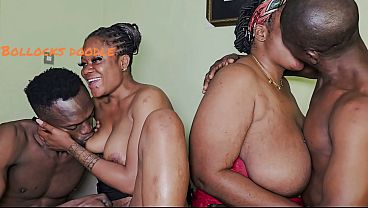 девочка сосет video