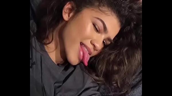 Female Voice sex