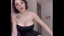 Showing Tits sex